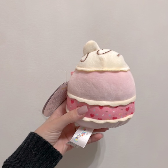 Squishmallows Brinya the Strawberry Sundae 5” - Picture 3 of 7